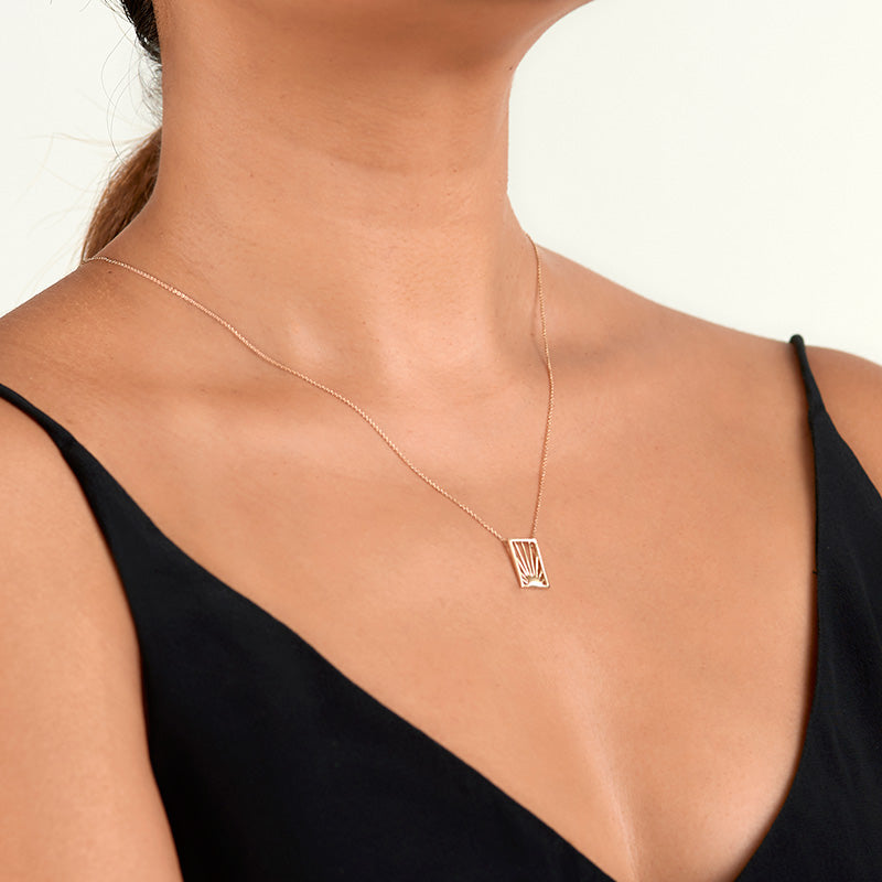 The Straits Limited Edition Necklace in 14k gold