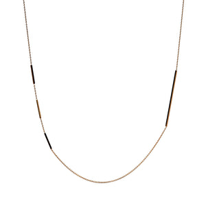 minimalist fine jewellery. edge necklace in 14k gold with fine chain