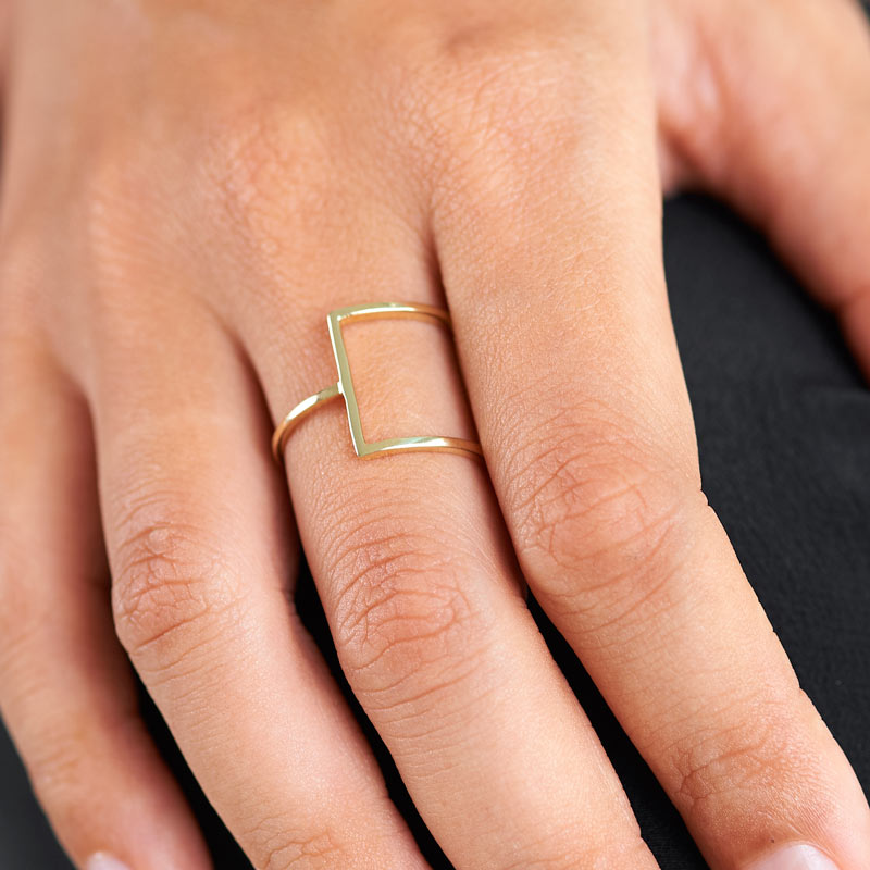 14k gold frame statement ring