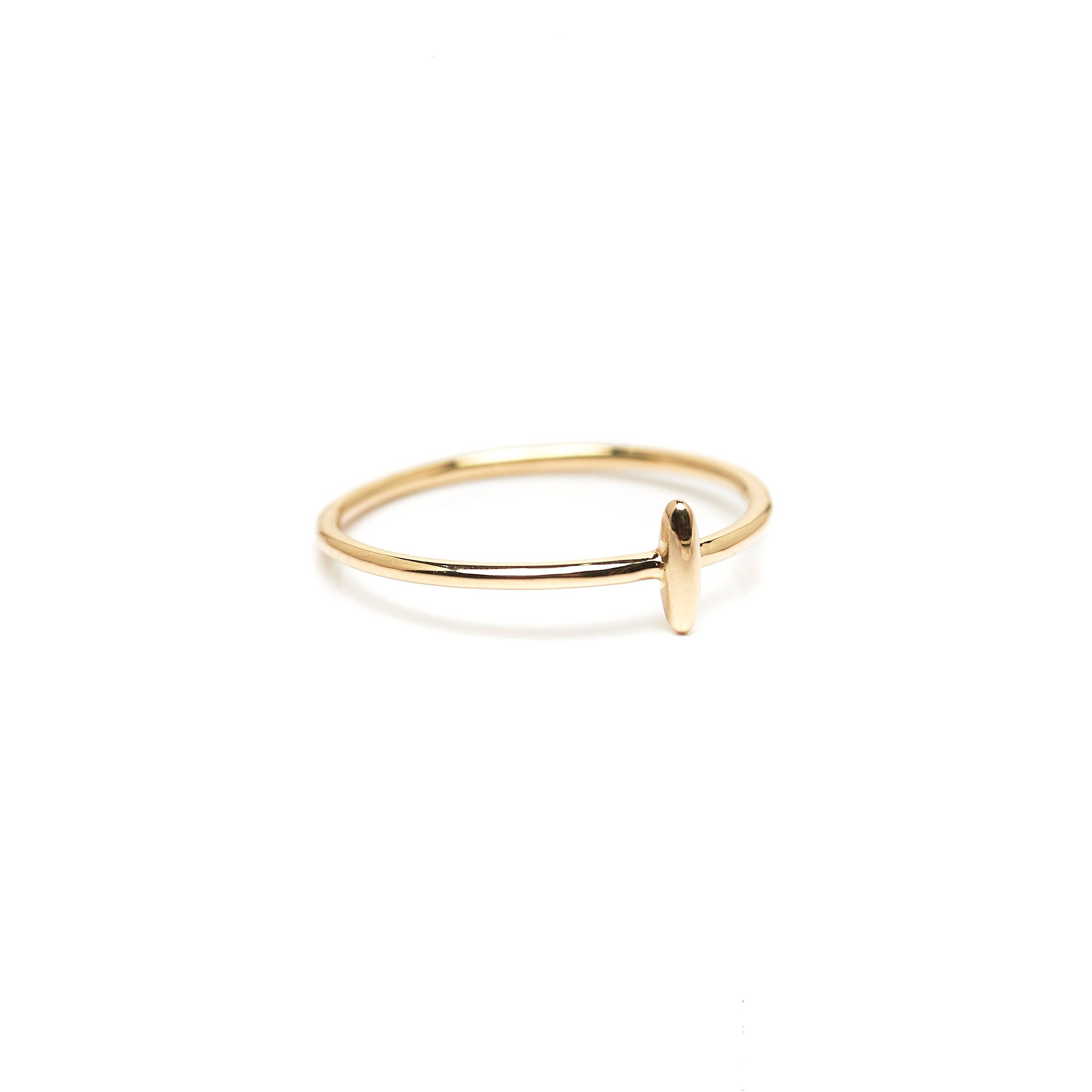 Minimalist solid 14k gold shoal ring. Every day fine jewelry