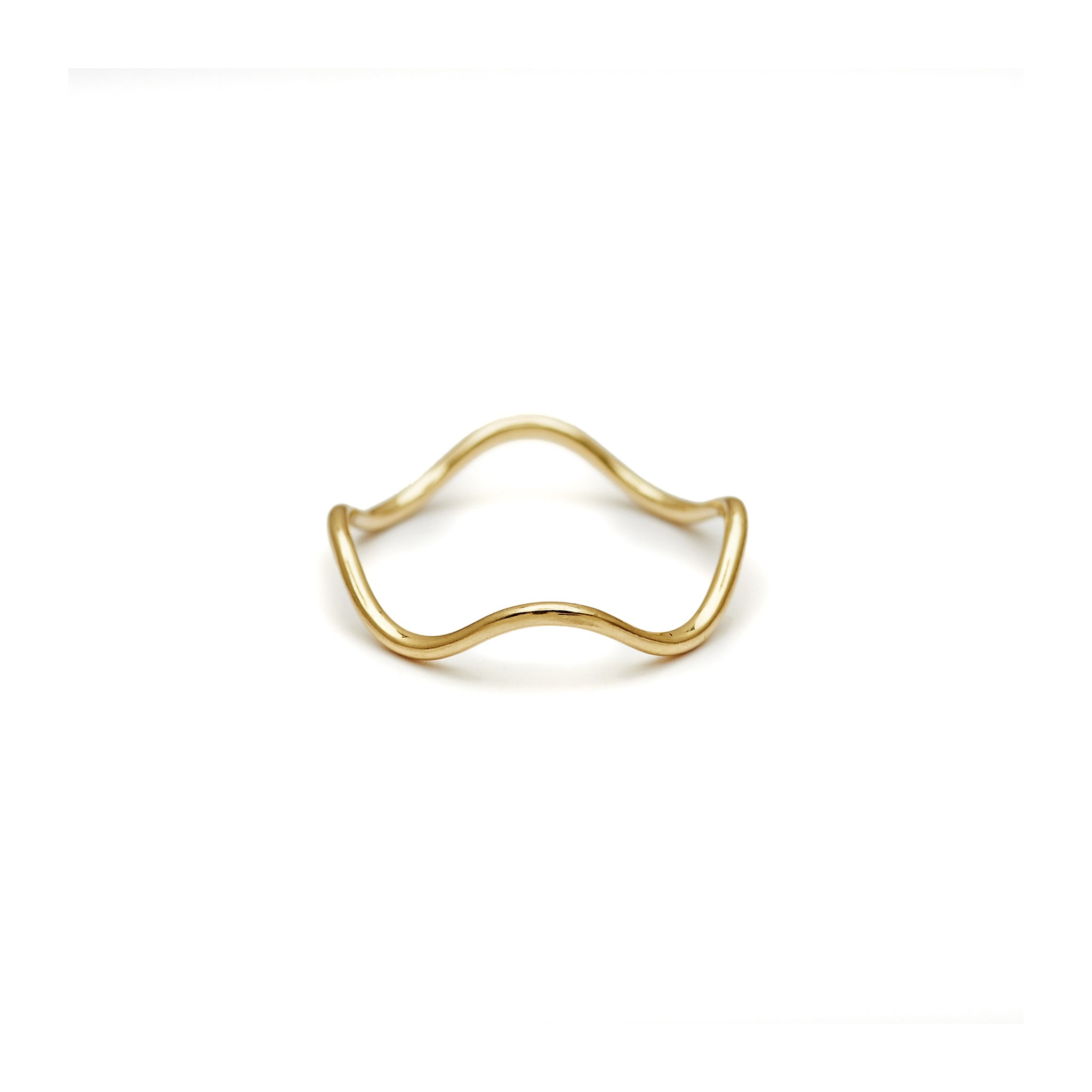 The Straits Finery wave stacking ring in 14k solid gold